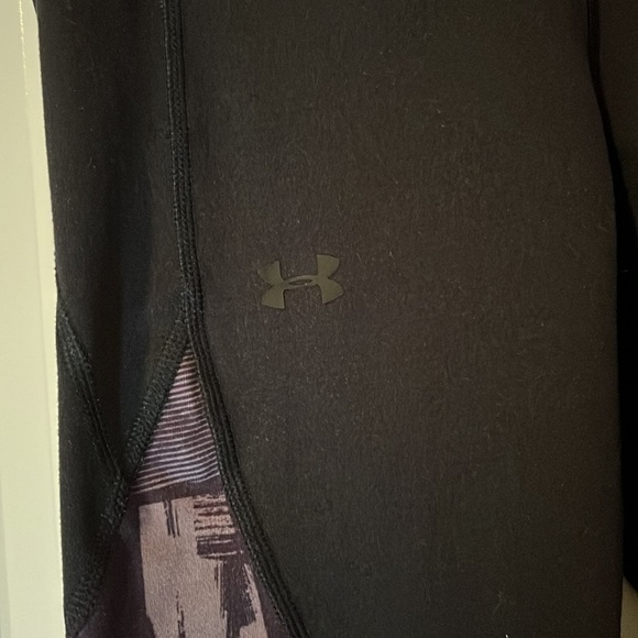 Under Armour Capri Leggings Size XS Yoga Pants - Picture 2 of 5